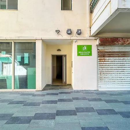 Magnificent 733 * Durres