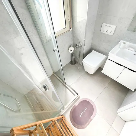 Magnificent 733 * Durres