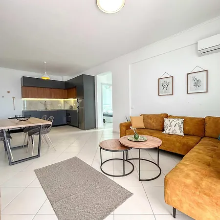 Magnificent 733 Apartment Durres